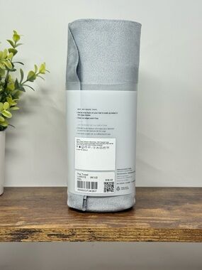 lululemon athletica The Towel Hail Gray Hot Yoga Microfiber One Size